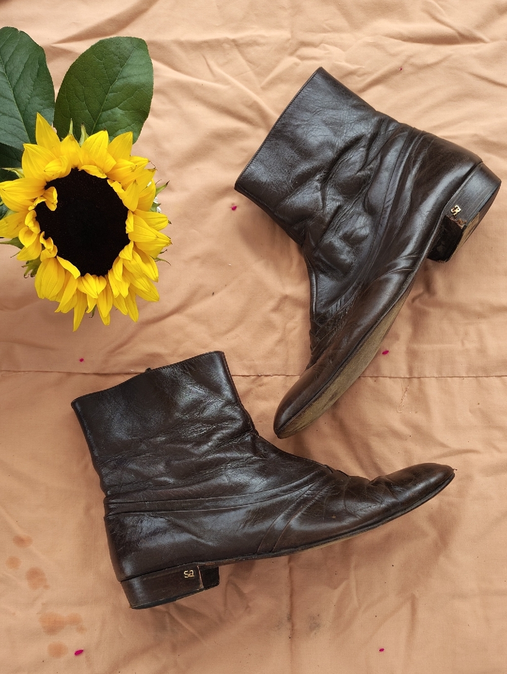 Dark Brown Leather Vintage Zip up Ankle Boots